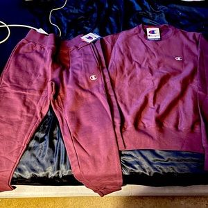 NEVER WORN Small Men’s Reverse Fleece track suit!!!